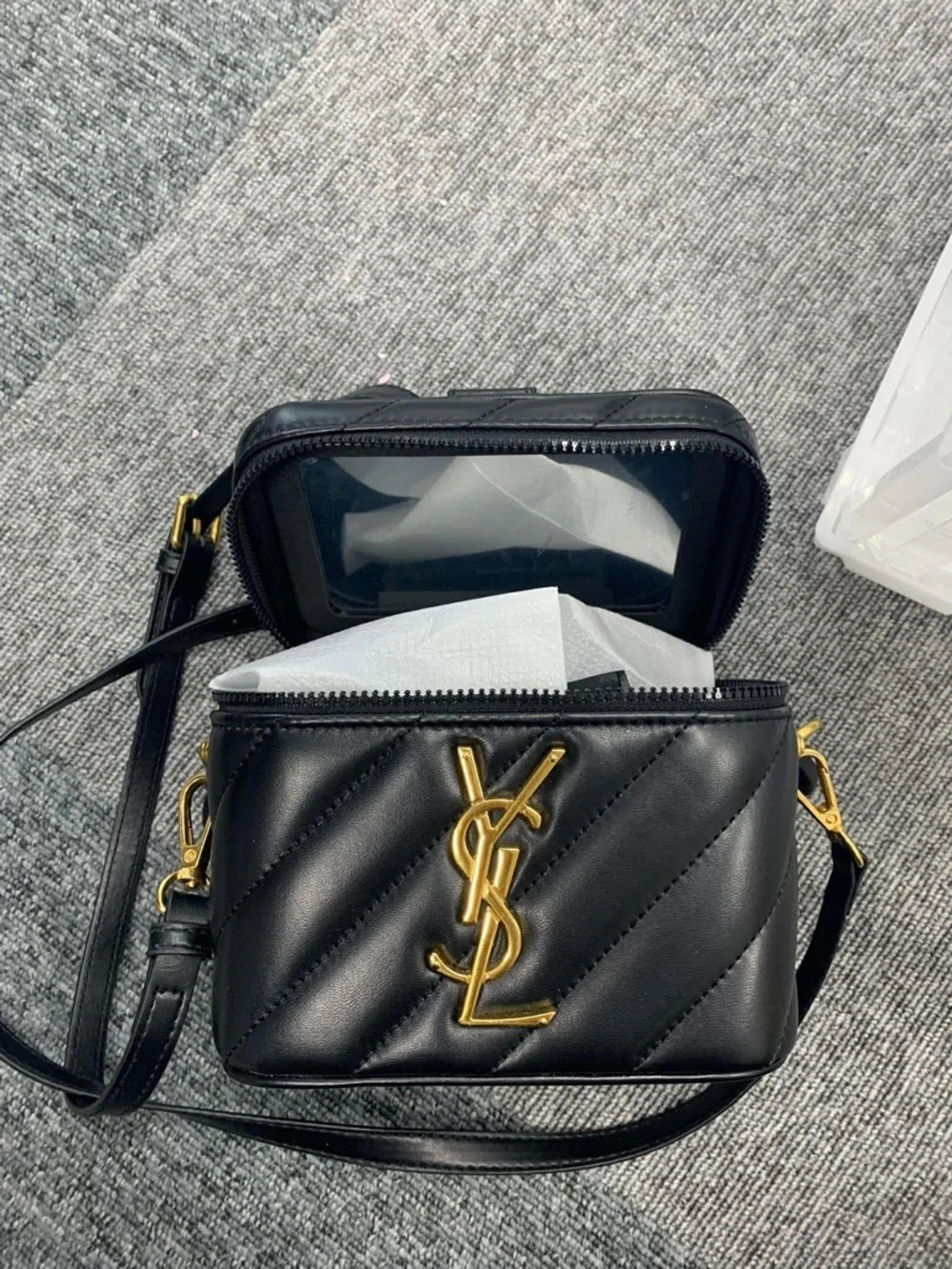 Saint Laurent Black Quilted Leather VANITY GWP (Novelty) - Picture 5 of 13